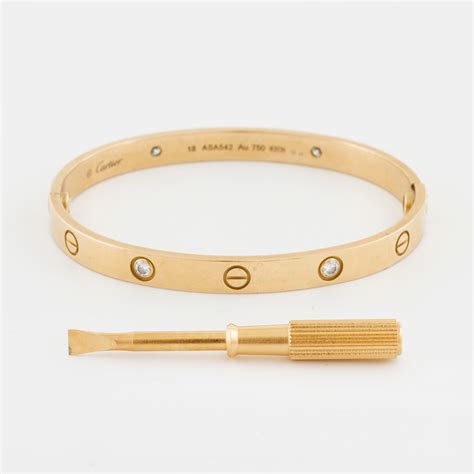 cartier love bracelet price in dubai|purchase cartier love bracelet.